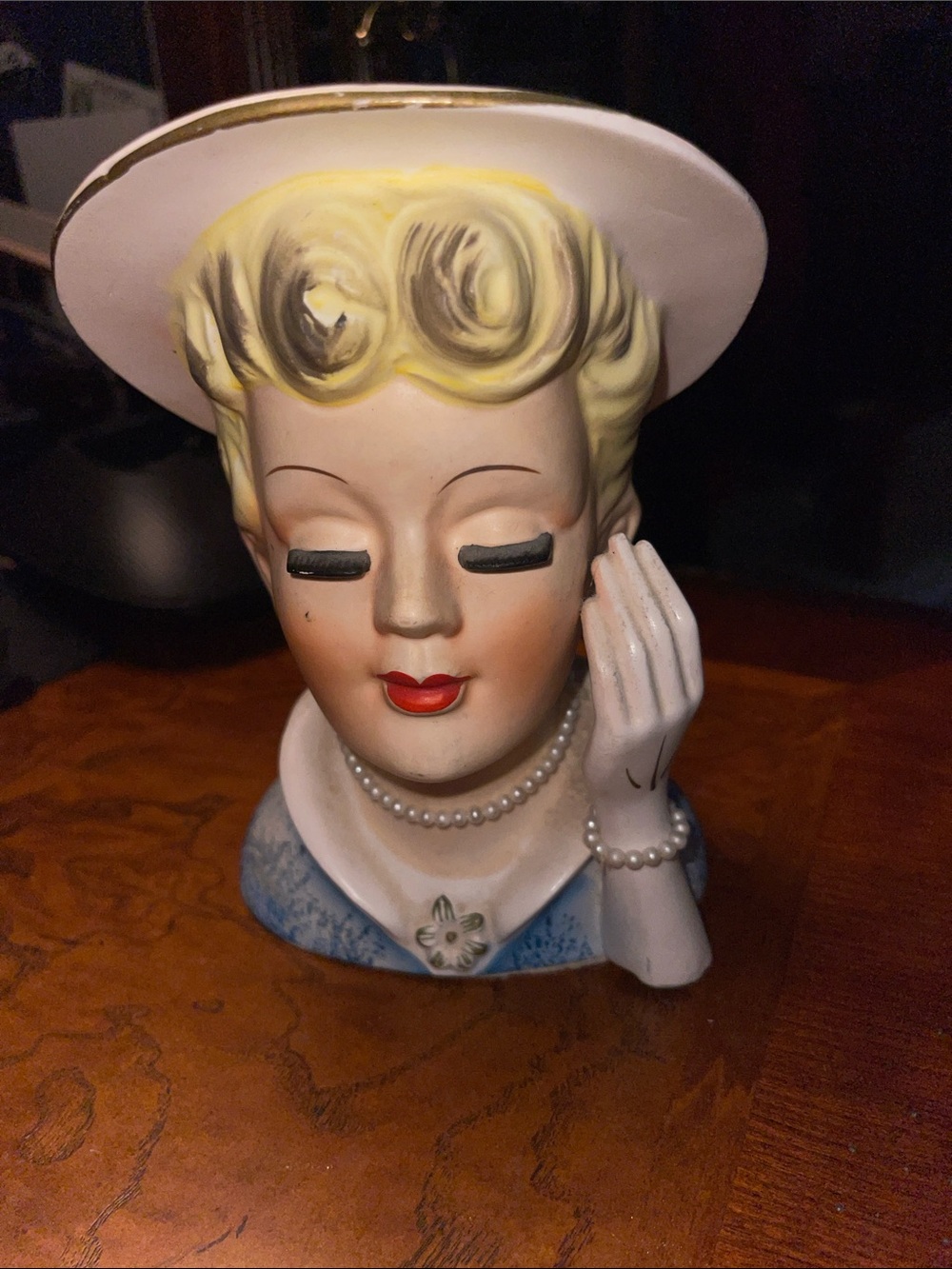 Vintage exclusive Japanese Ceramic lady Vase. Moveable necklace/bracelet